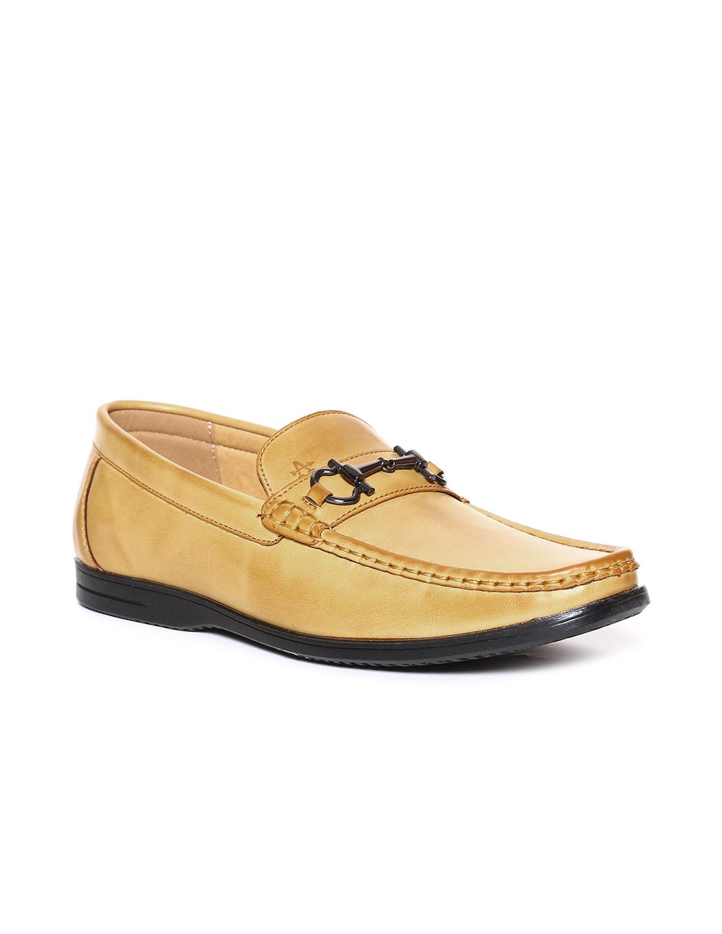 Arrow sales boat shoes